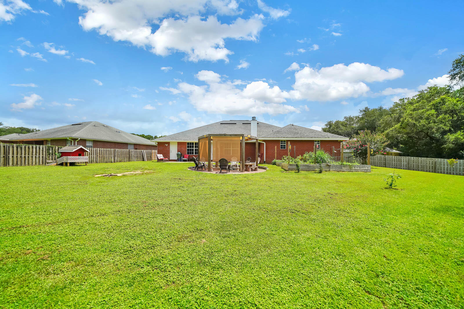 LEE FARMS PH I - Residential