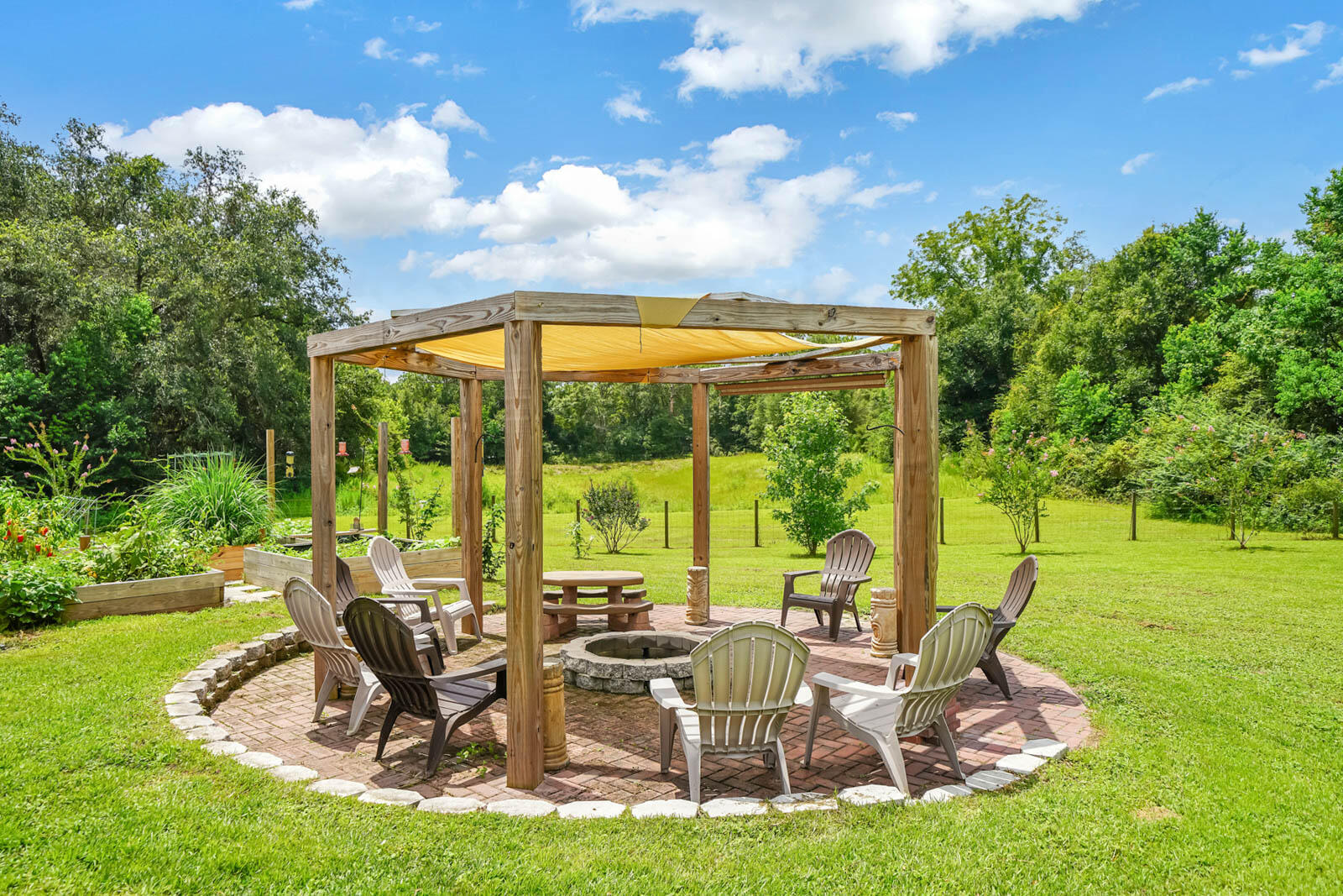 LEE FARMS PH I - Residential