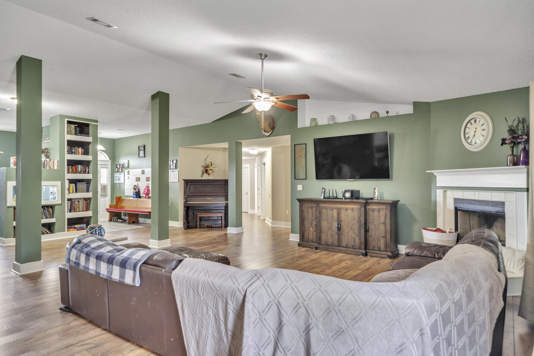 LEE FARMS PH I - Residential