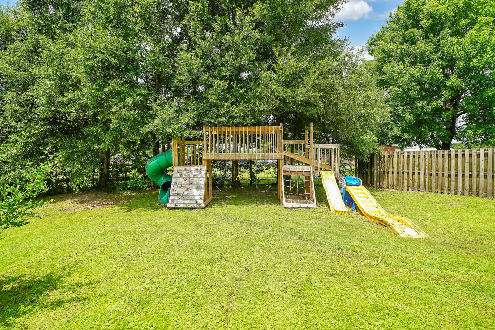 LEE FARMS PH I - Residential