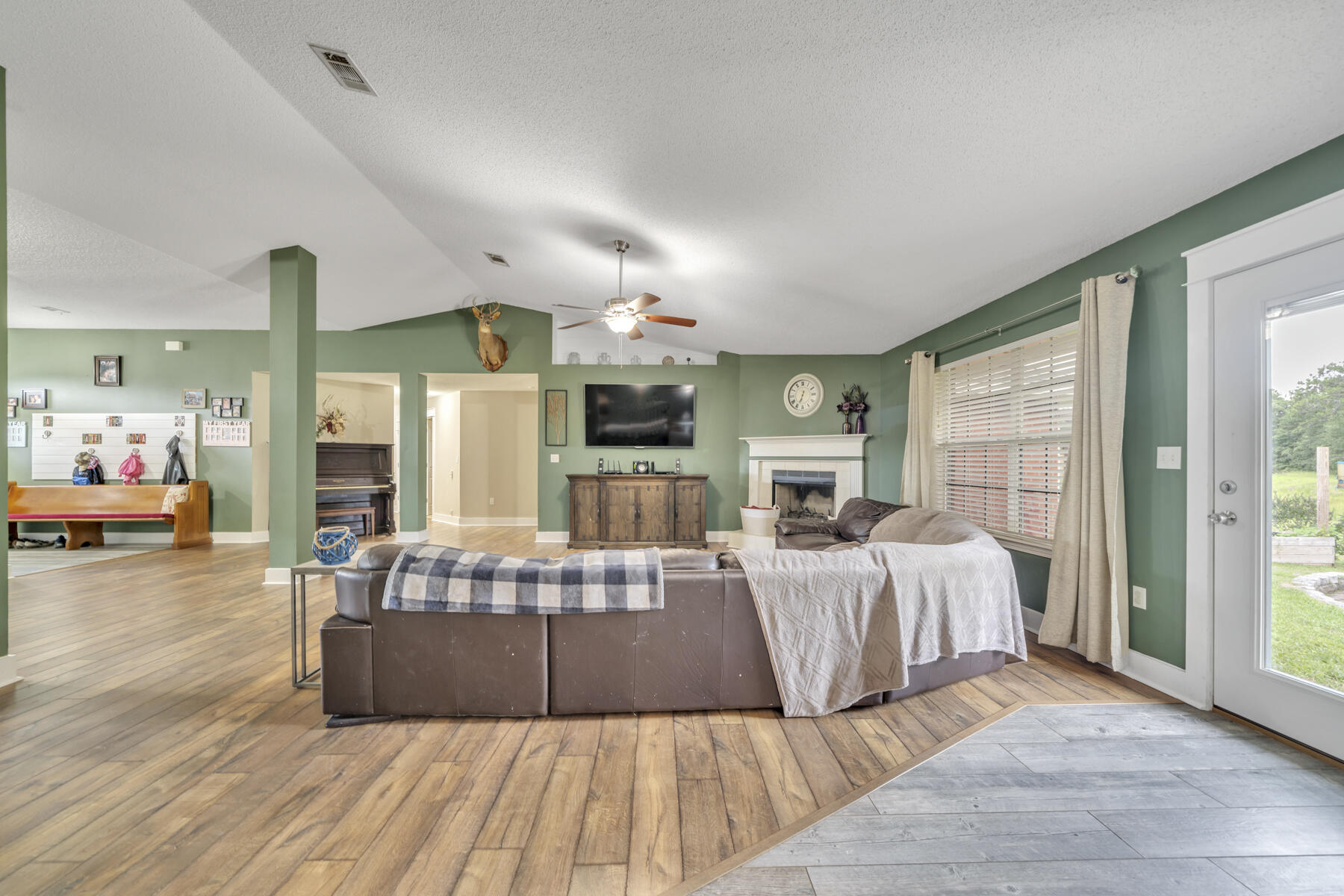 LEE FARMS PH I - Residential