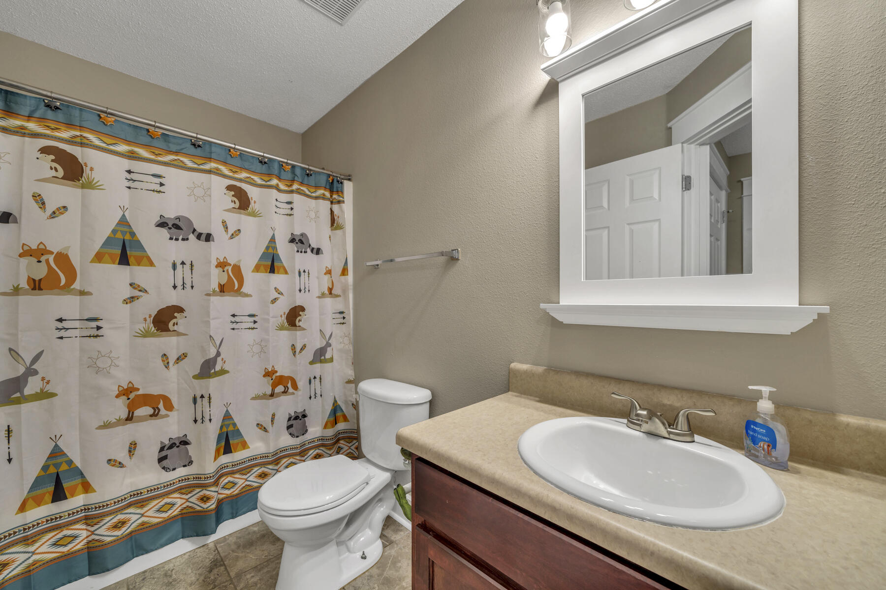 LEE FARMS PH I - Residential