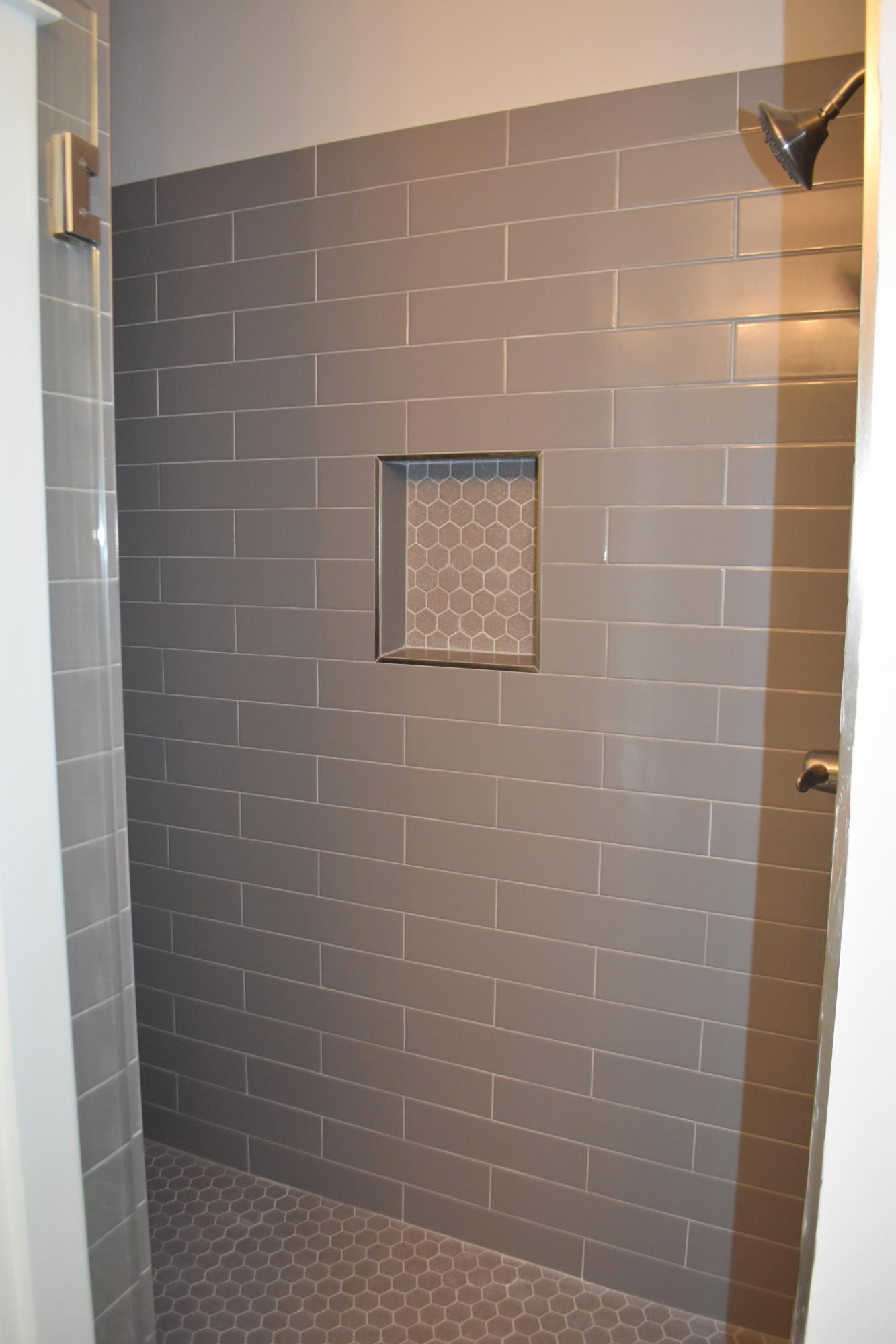 OAKFIELD ESTATES - Residential Lease