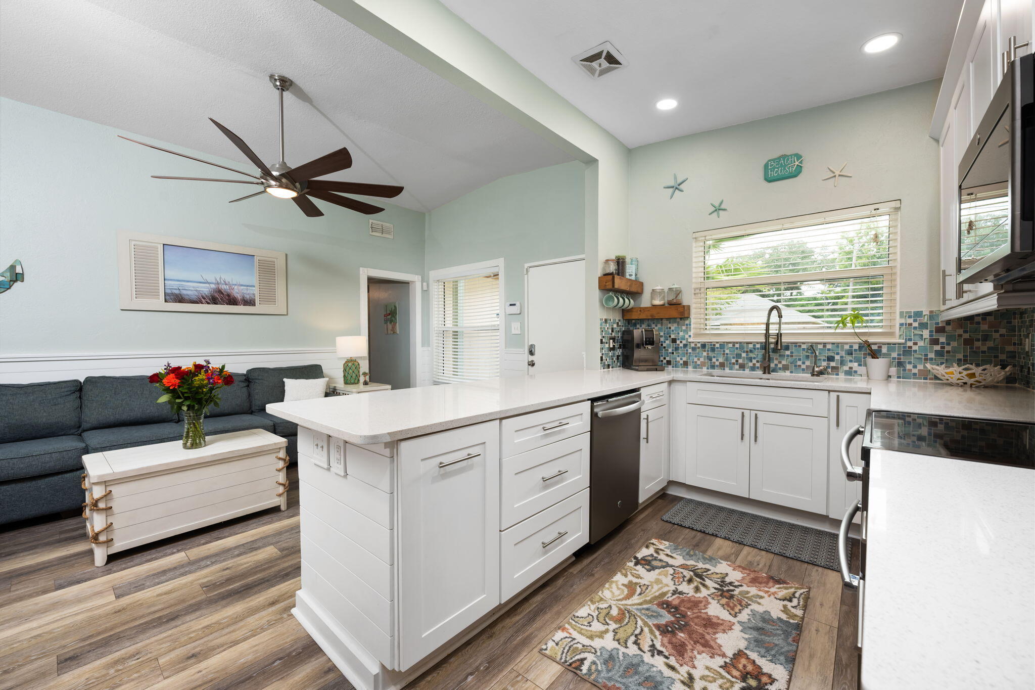 GARNIERS BEACH 2ND - Residential