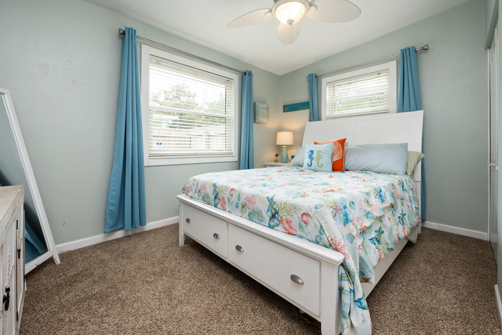 GARNIERS BEACH 2ND - Residential