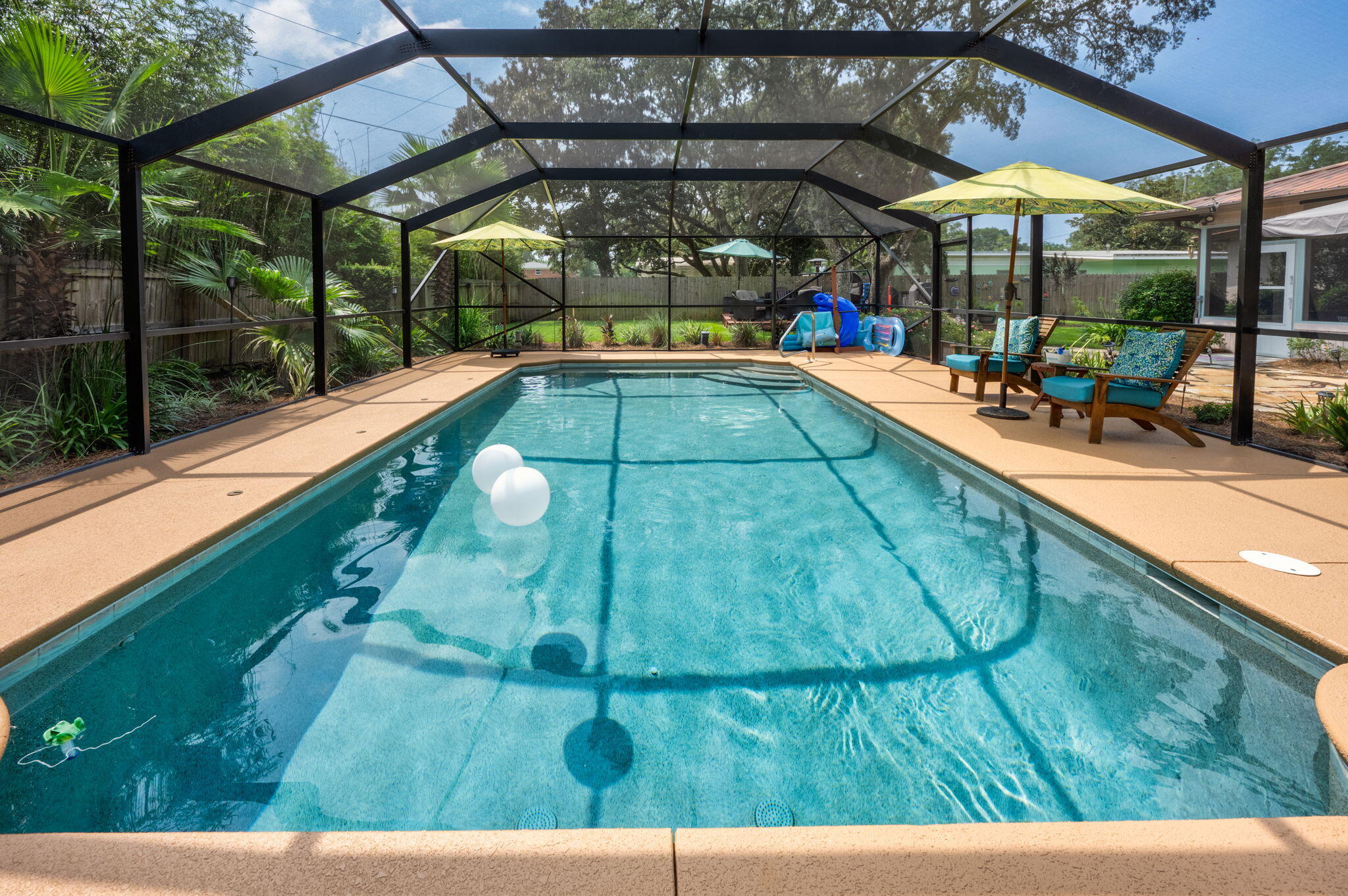 GARNIERS BEACH 2ND - Residential