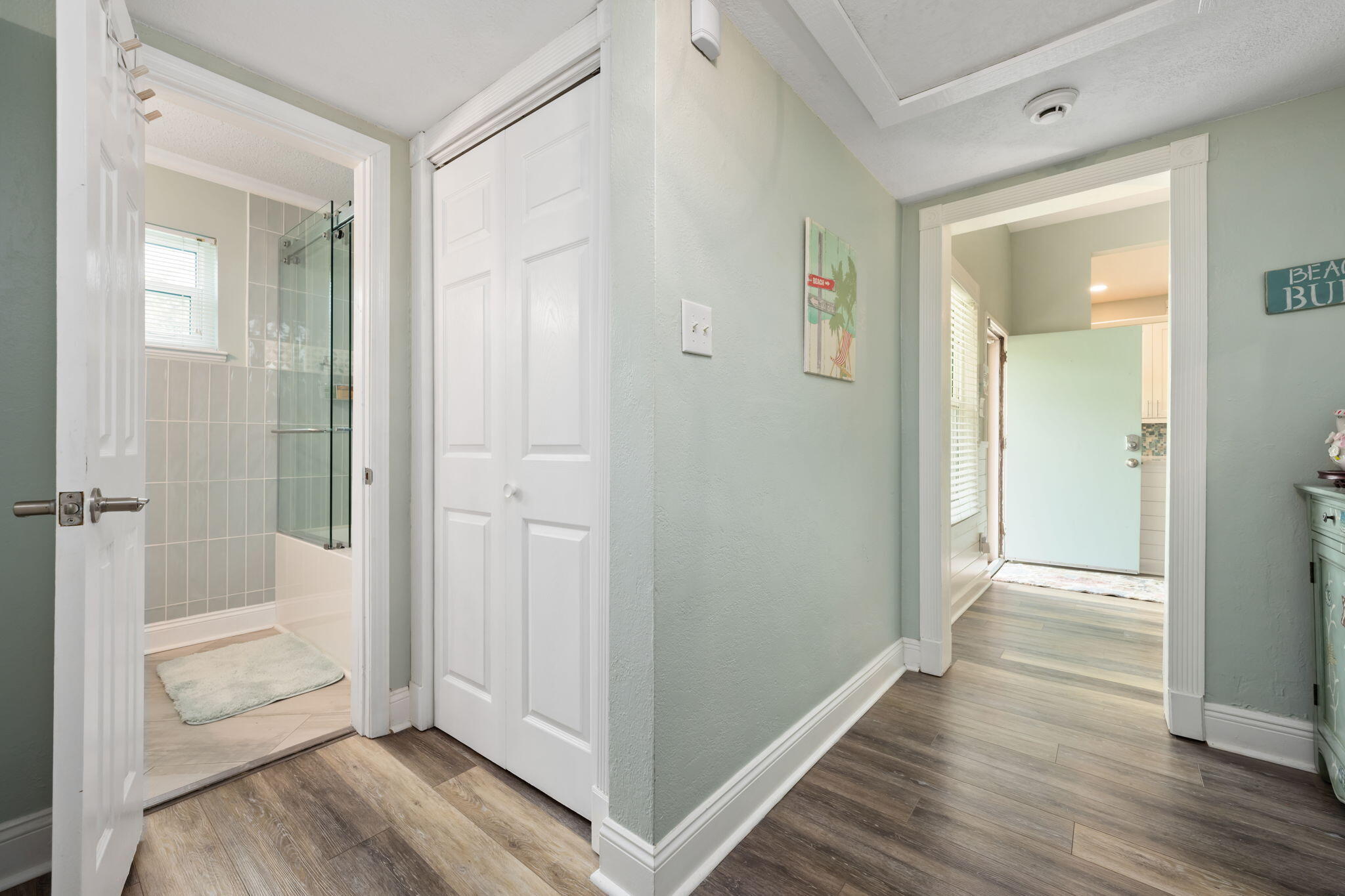 GARNIERS BEACH 2ND - Residential