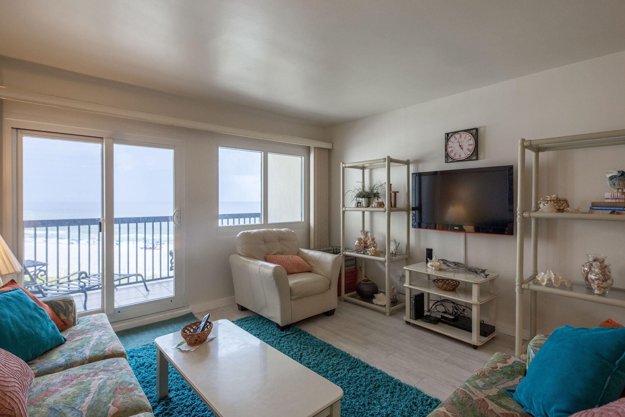 PINNACLE PORT - Residential