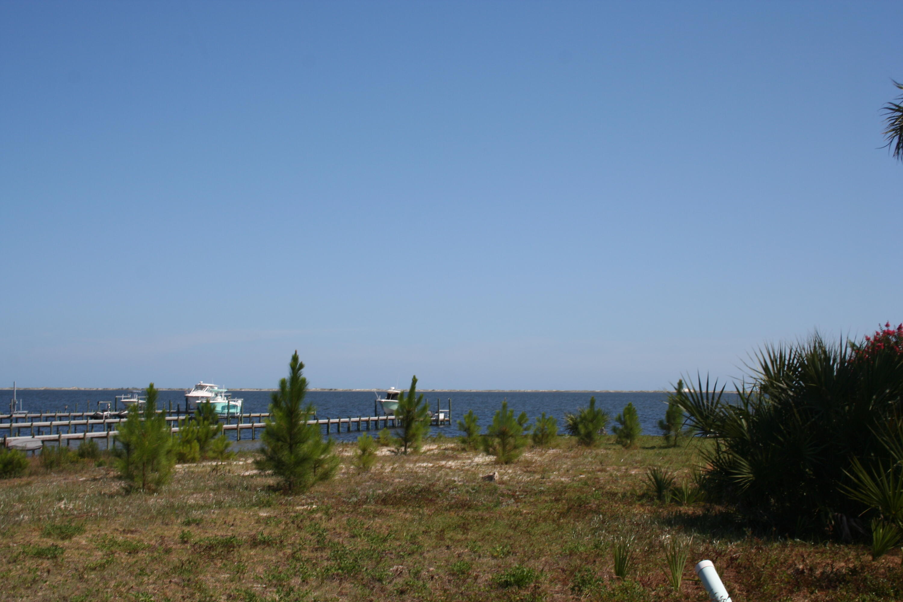 DAVID'S LANDING - Land
