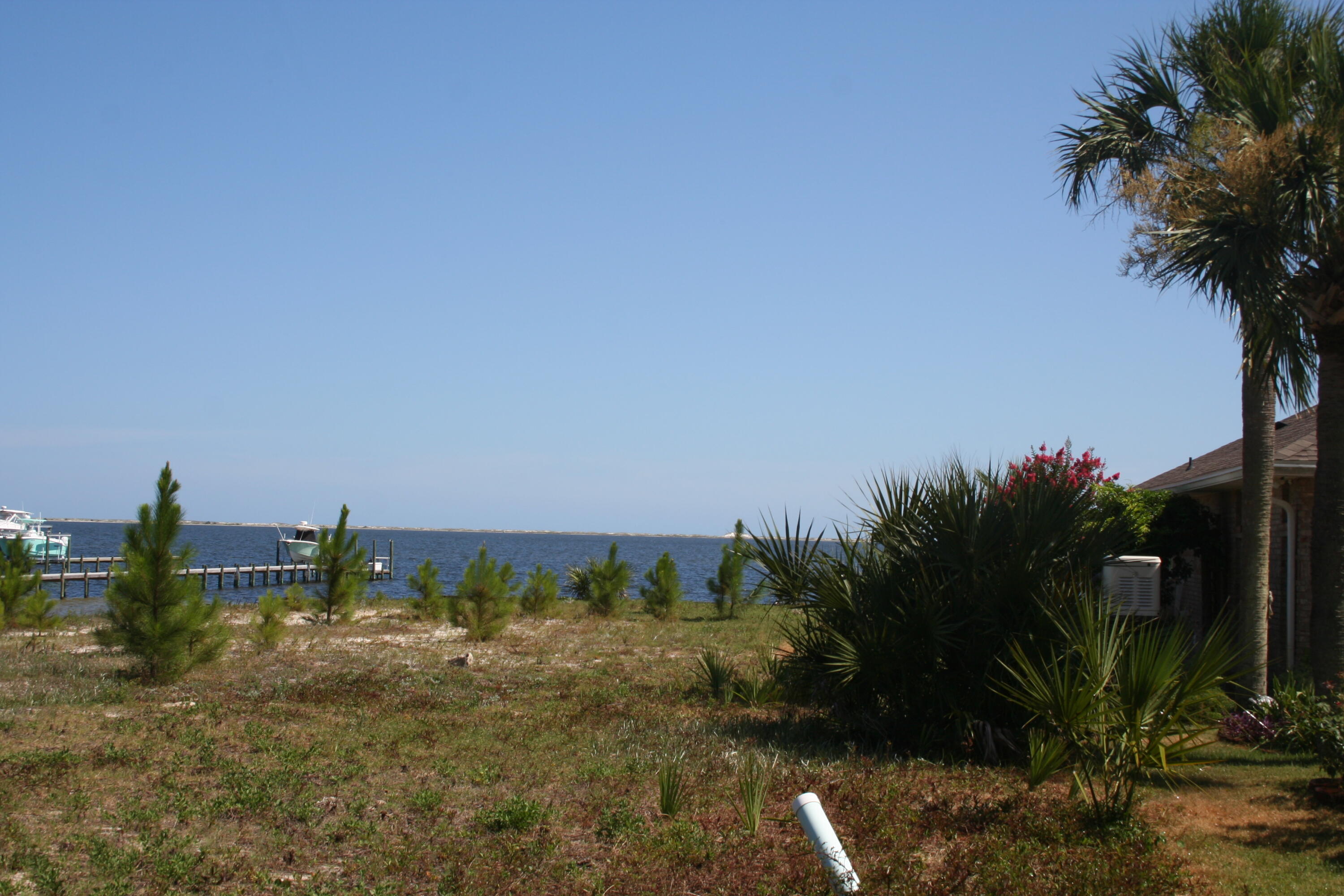 DAVID'S LANDING - Land