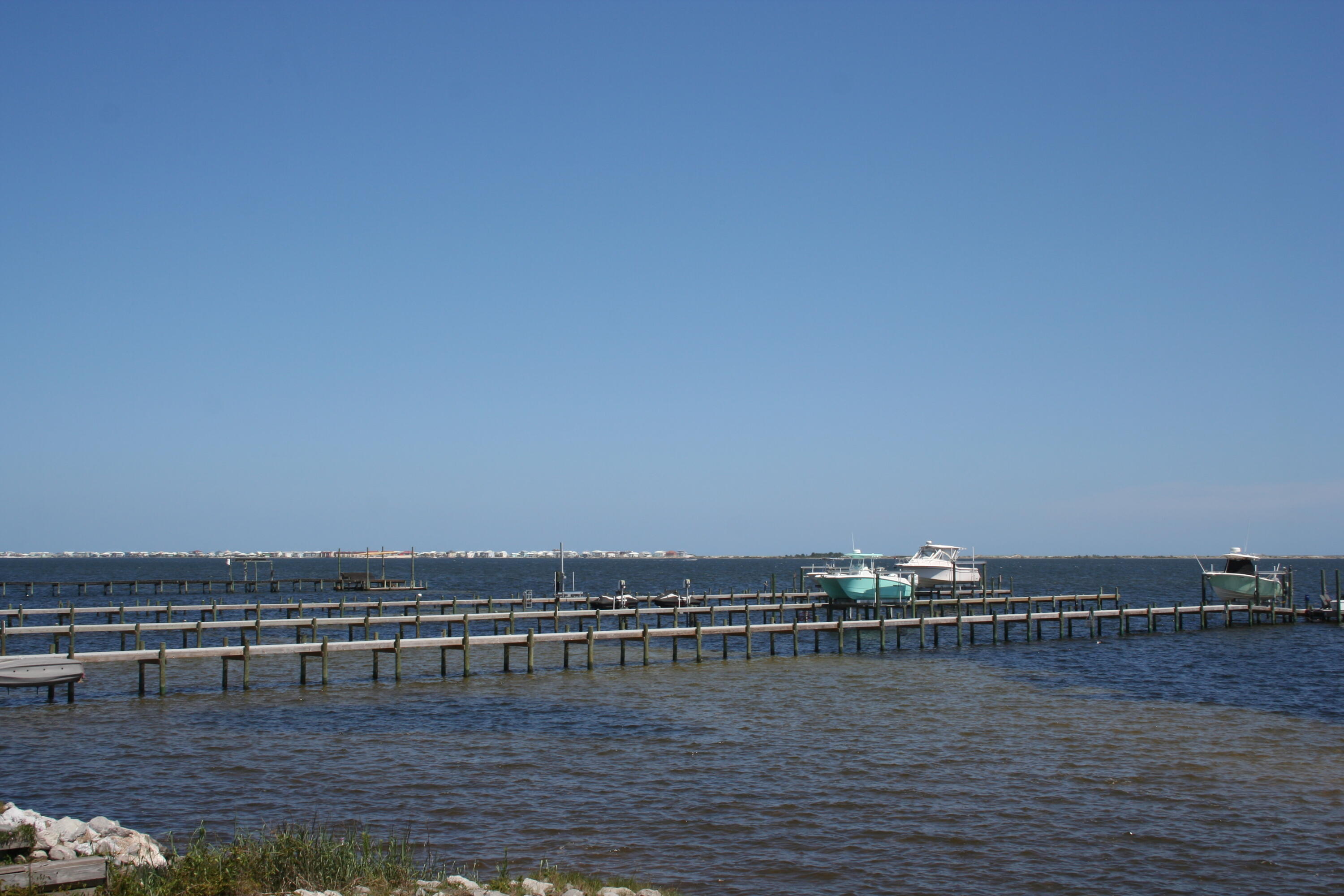 DAVID'S LANDING - Land