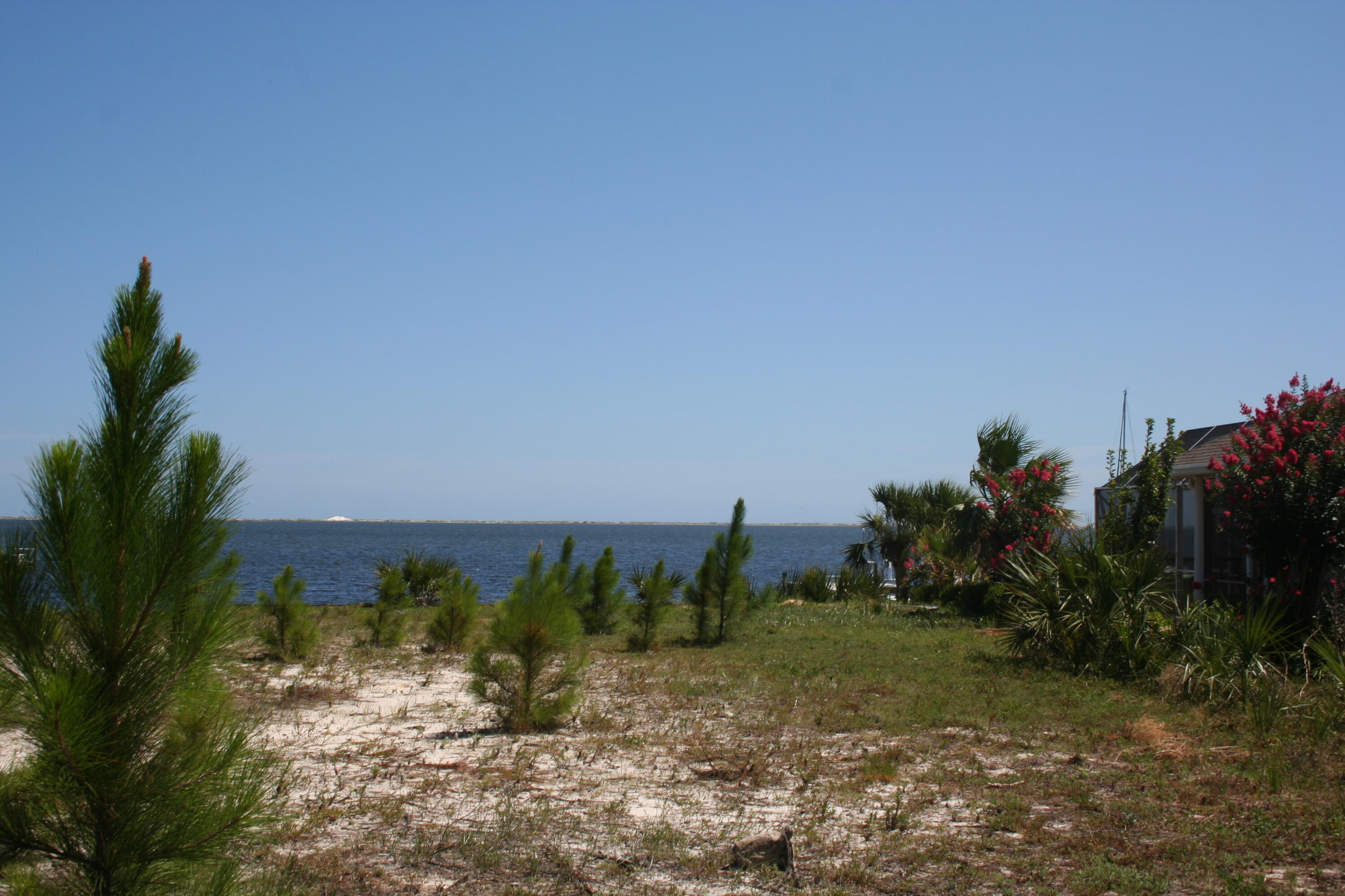 DAVID'S LANDING - Land