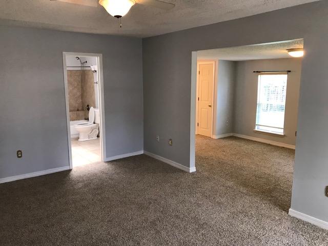 ROANOKE VILLAGE S/D - Residential