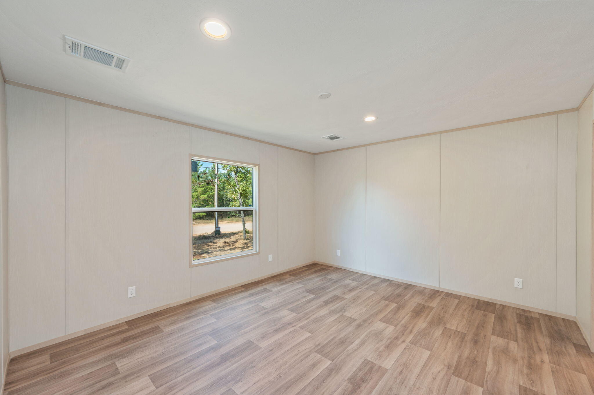 OAKWOOD HILLS UNIT 1 - Residential