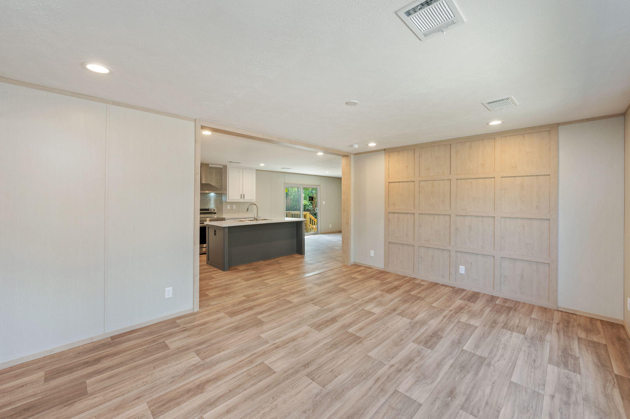 OAKWOOD HILLS UNIT 1 - Residential