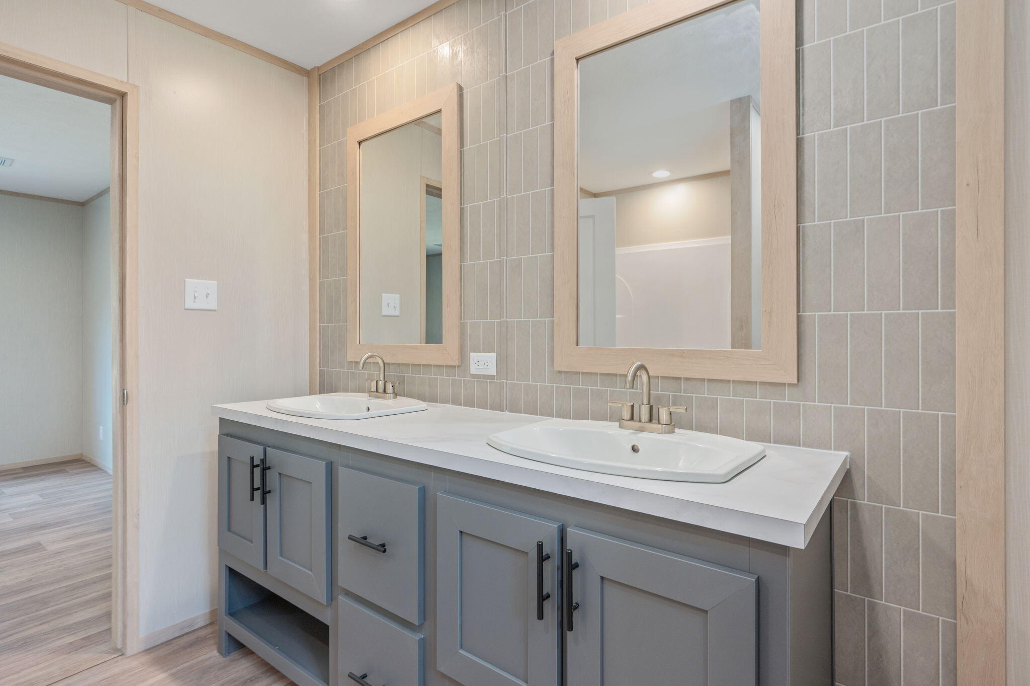 OAKWOOD HILLS UNIT 1 - Residential