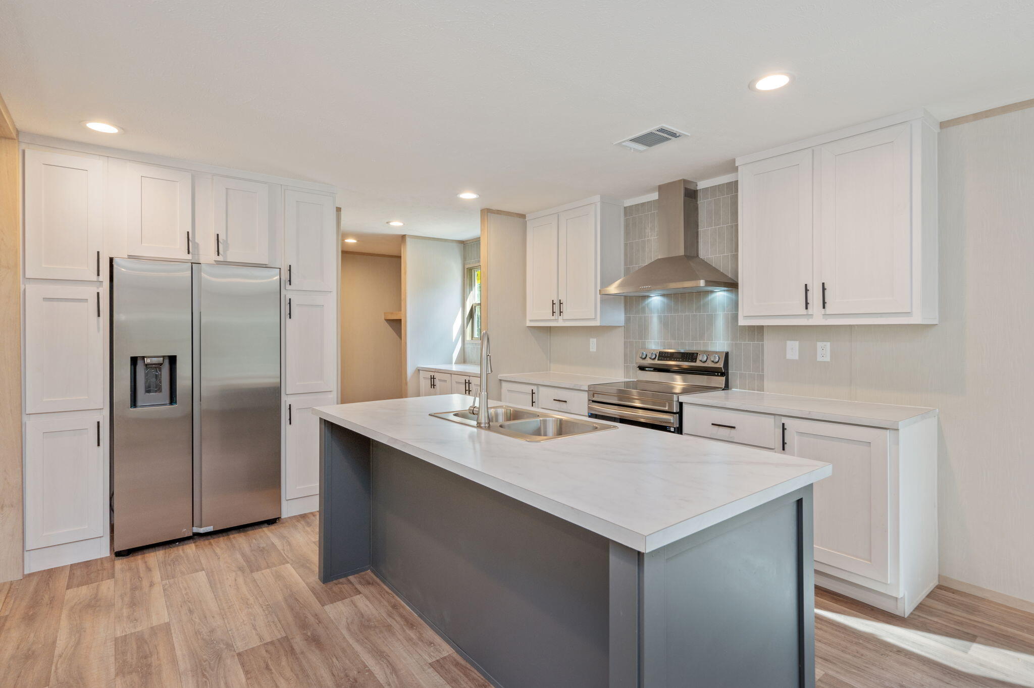 OAKWOOD HILLS UNIT 1 - Residential