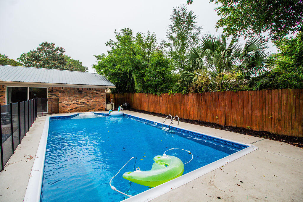 CORDOVA PARK - Residential