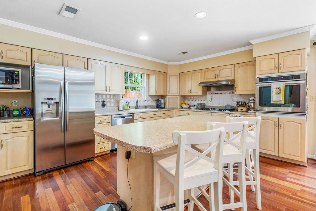 CORDOVA PARK - Residential