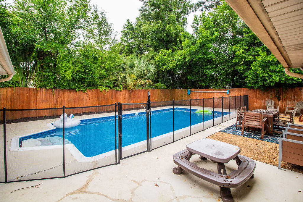 CORDOVA PARK - Residential