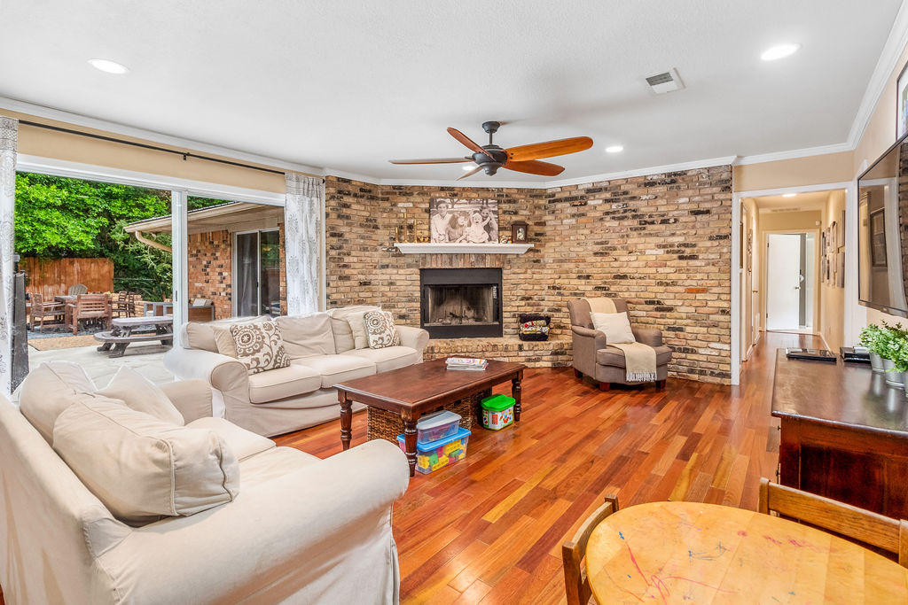 CORDOVA PARK - Residential