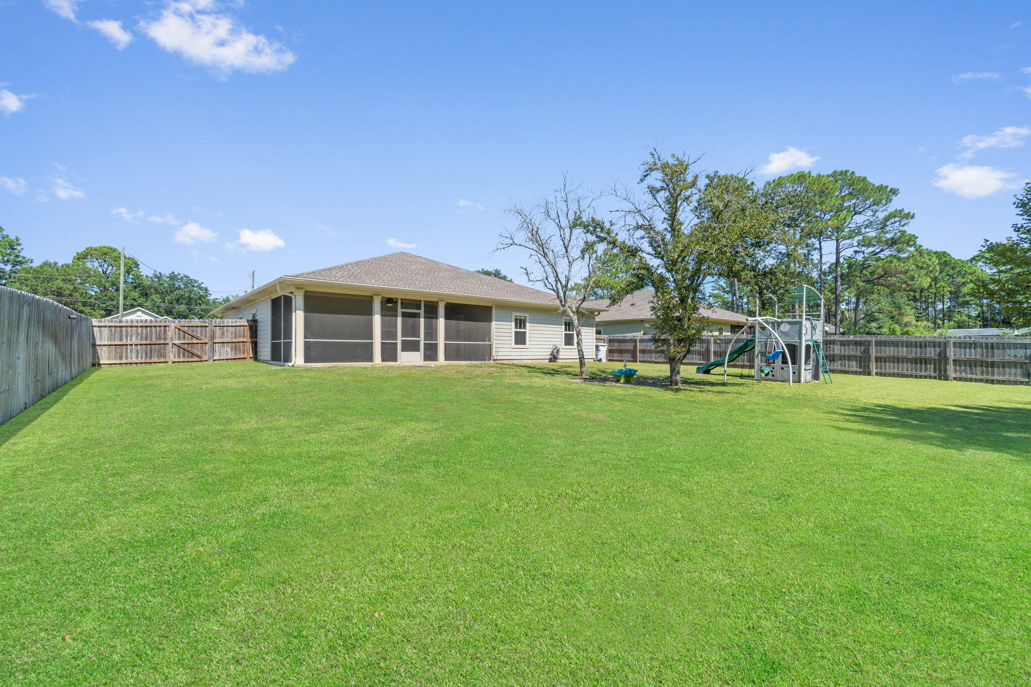 NAVARRE S/D 2ND ADDN - Residential