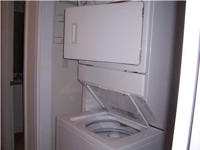 THE OAKS AT NICEVILLE PH I - Residential Lease