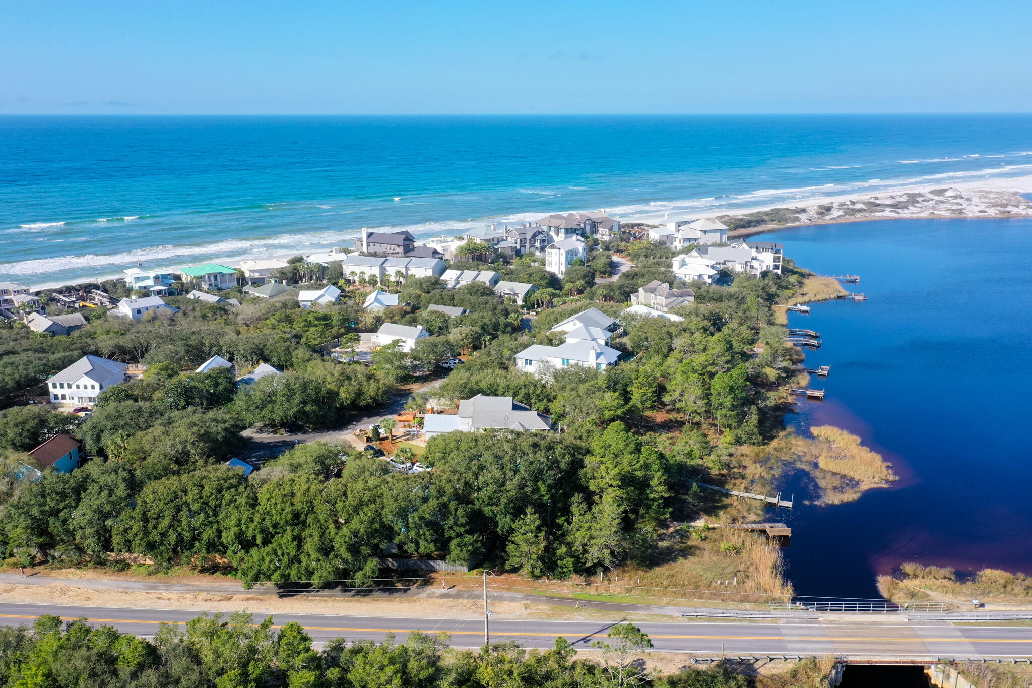 CAMP CREEK LAKE - Residential