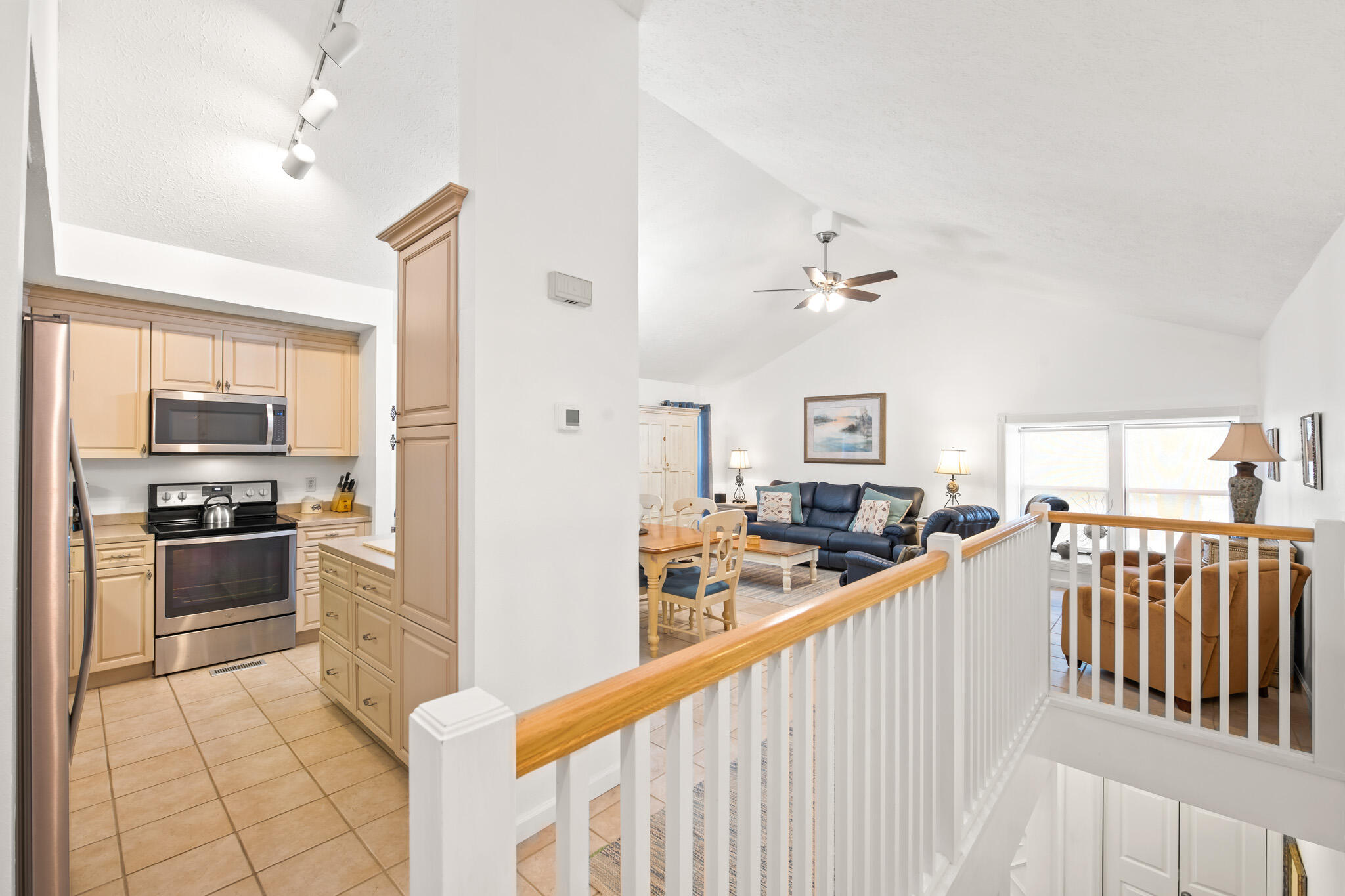 CAMP CREEK LAKE - Residential