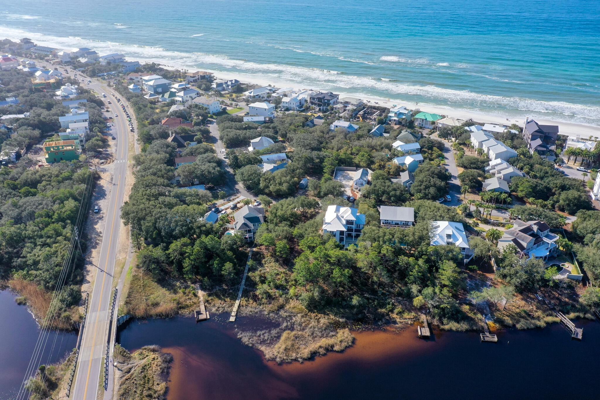 CAMP CREEK LAKE - Residential