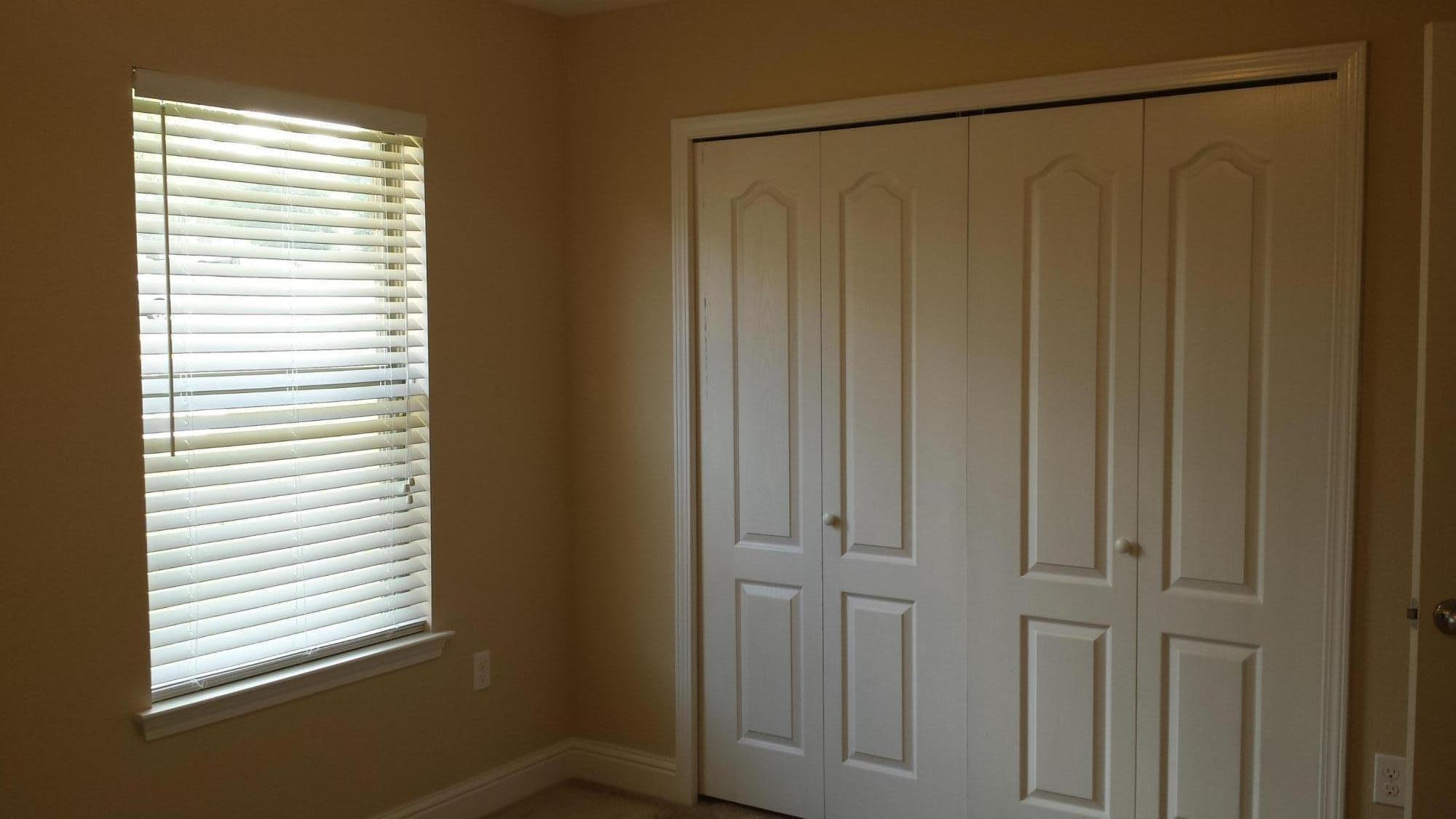 SILVER SPRINGS EST - Residential