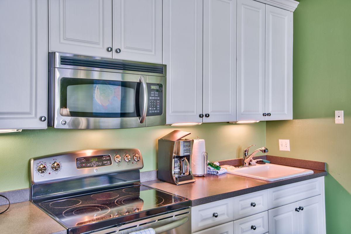 INN AT GULF PLACE - Residential