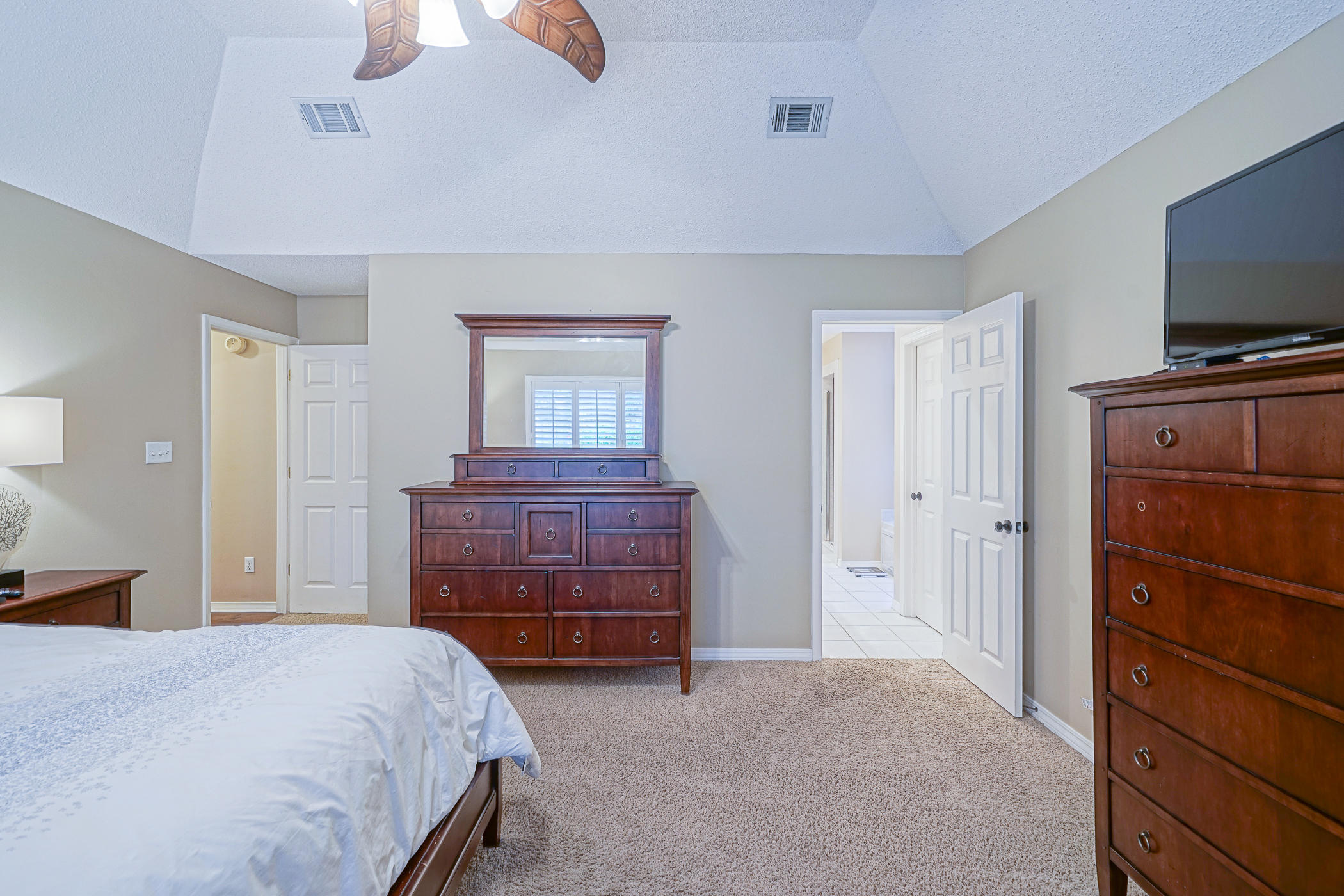 PARKWOOD ESTATES PH 2 BLUEWATER BAY - Residential