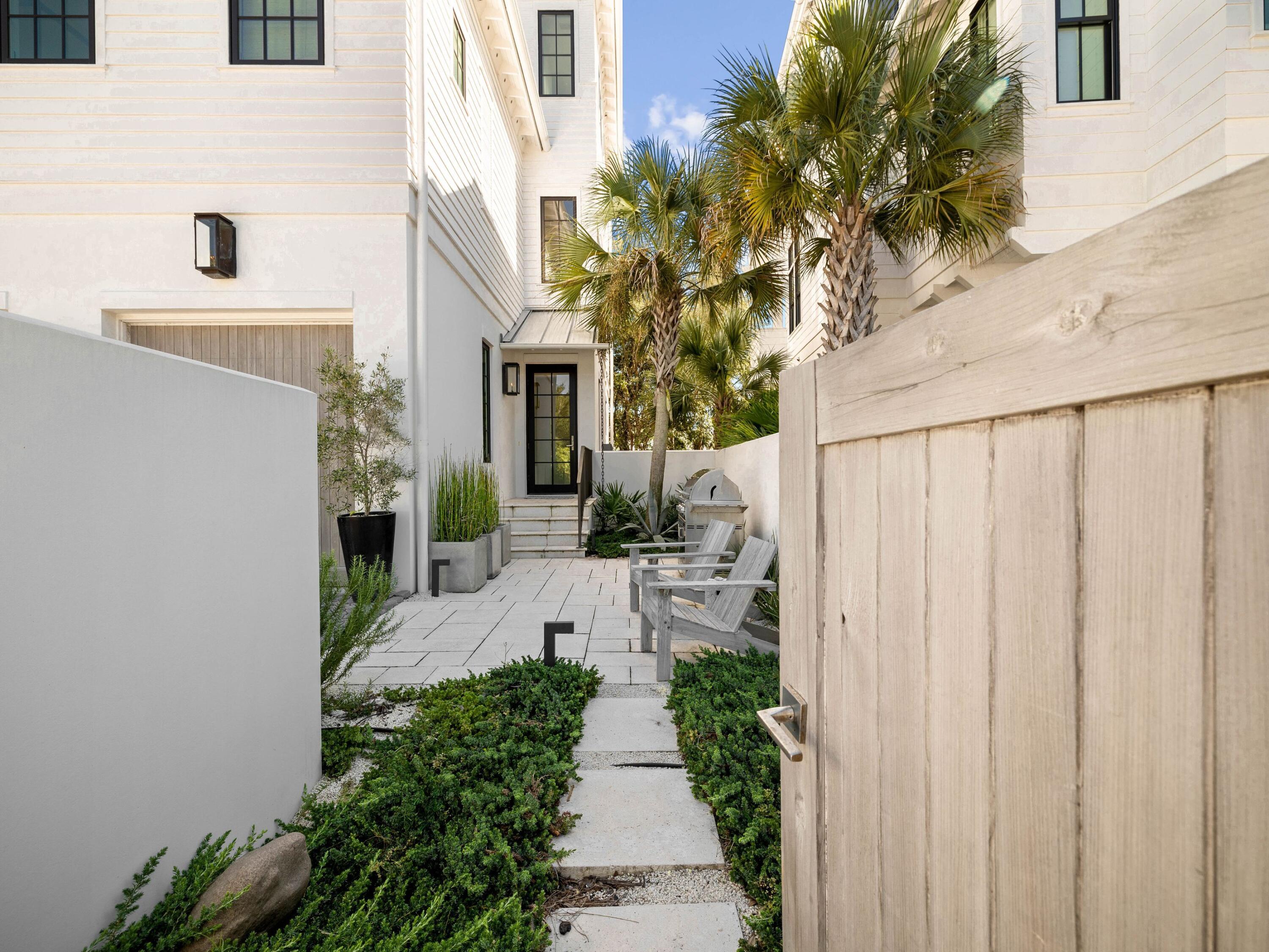 191 Sand Oaks Circle