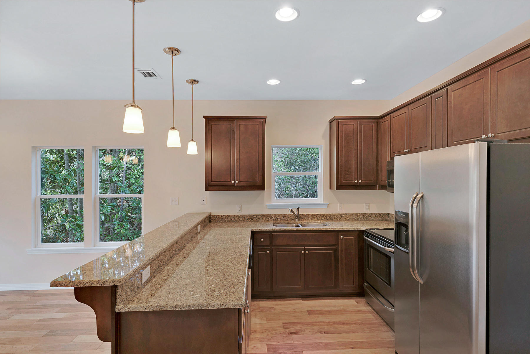 HIDDEN GROVE - Residential