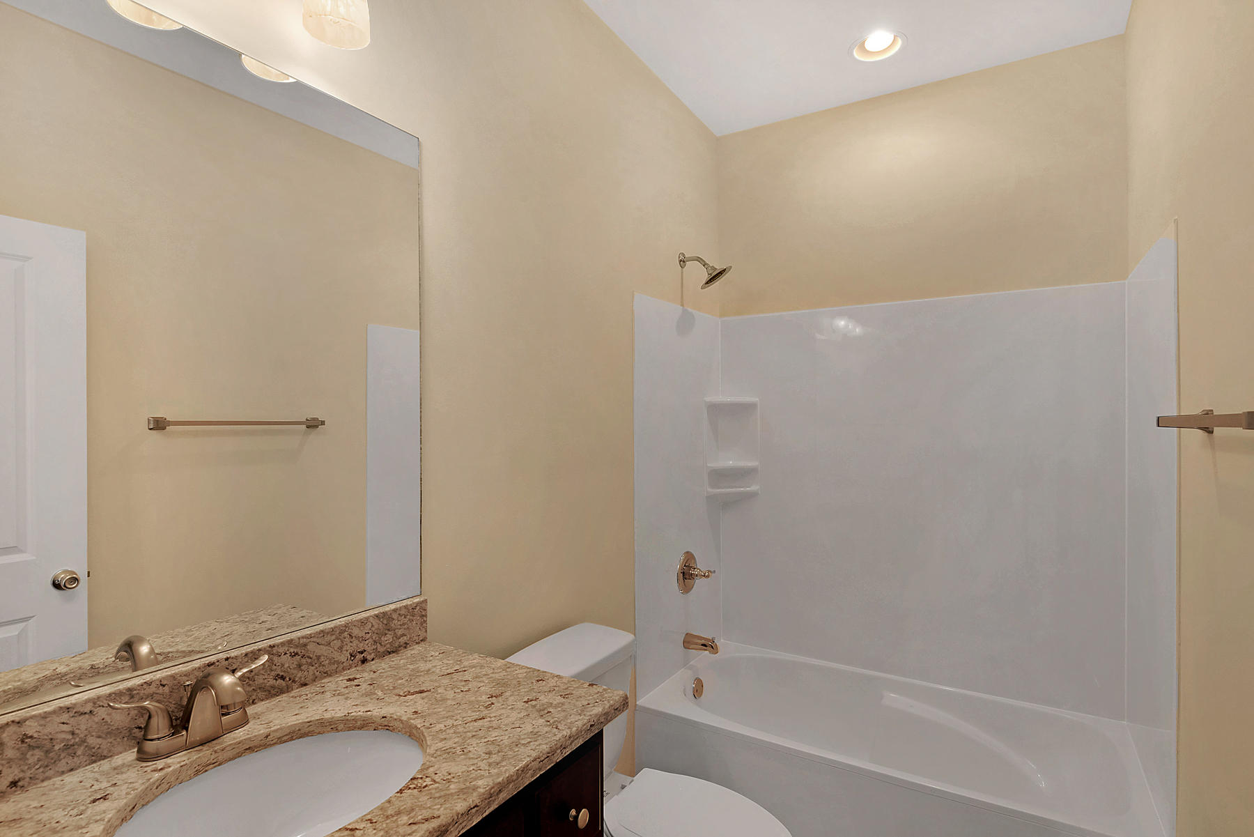 HIDDEN GROVE - Residential