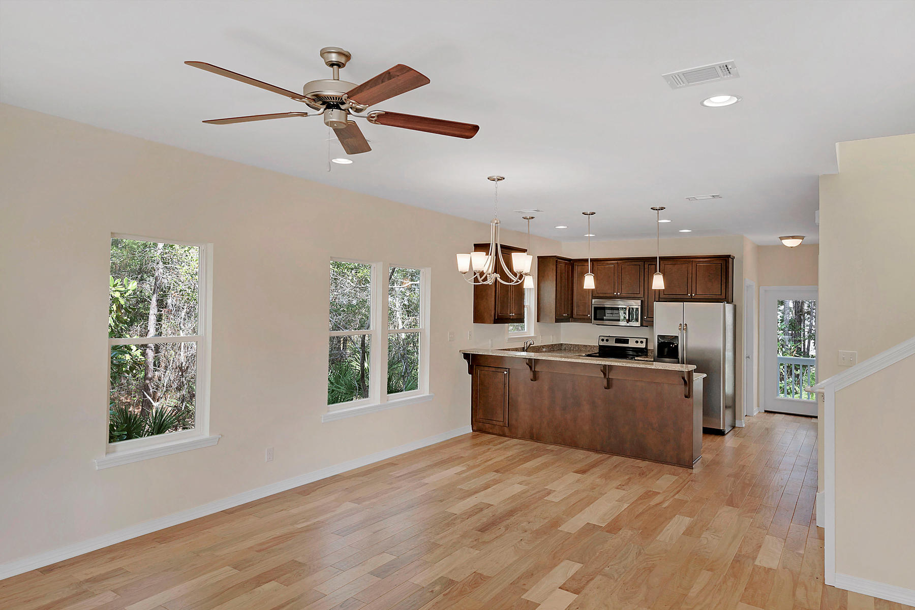 HIDDEN GROVE - Residential