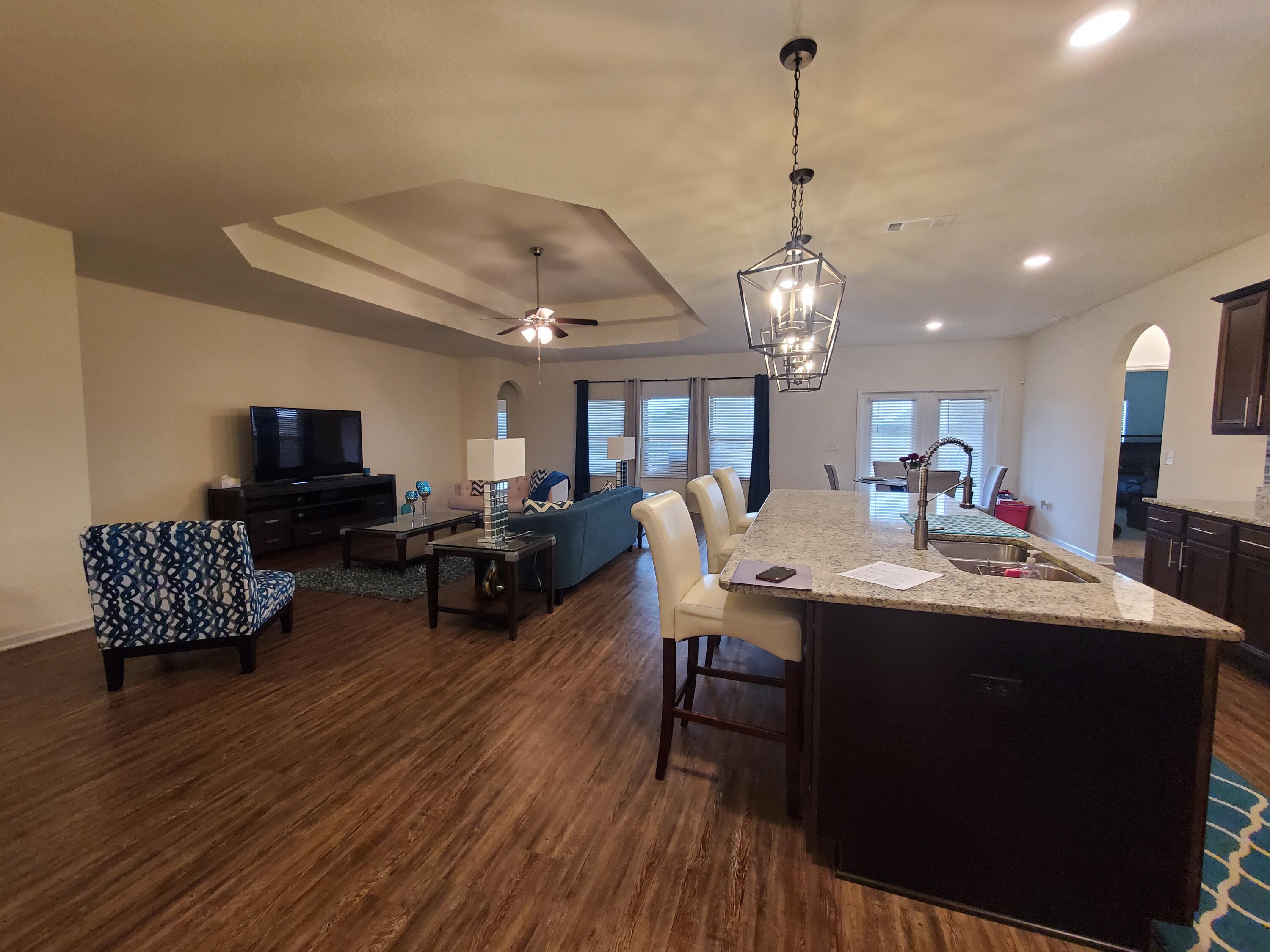 Redstone Commons - Residential Lease