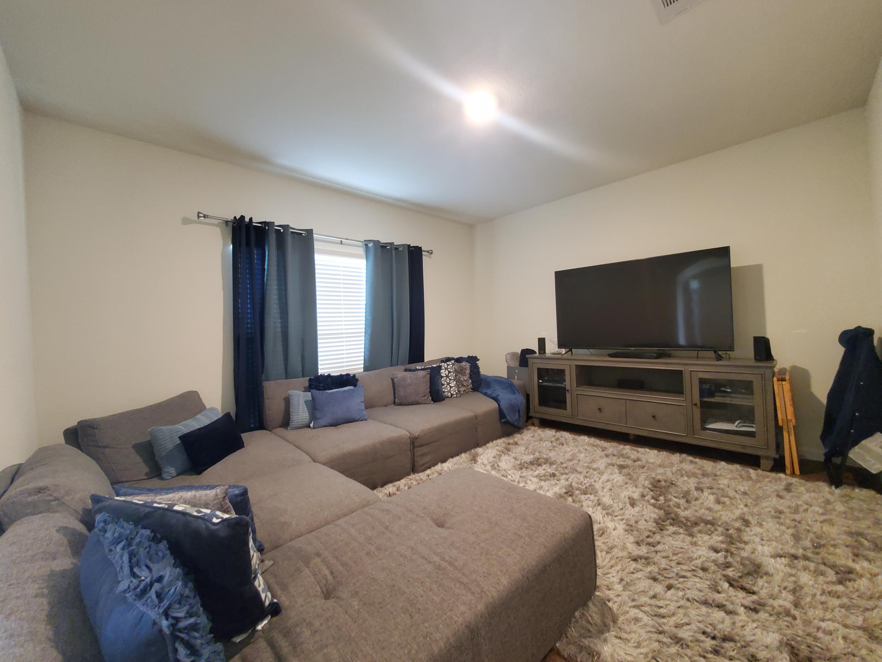 Redstone Commons - Residential Lease