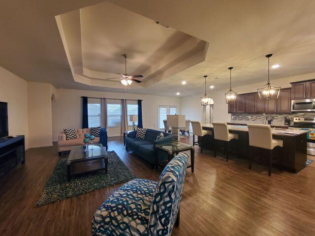 Redstone Commons - Residential Lease