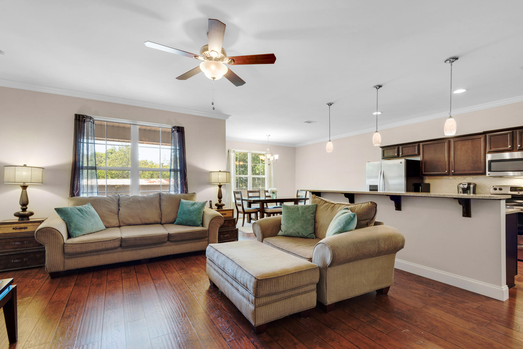 BAY BREEZE - Residential