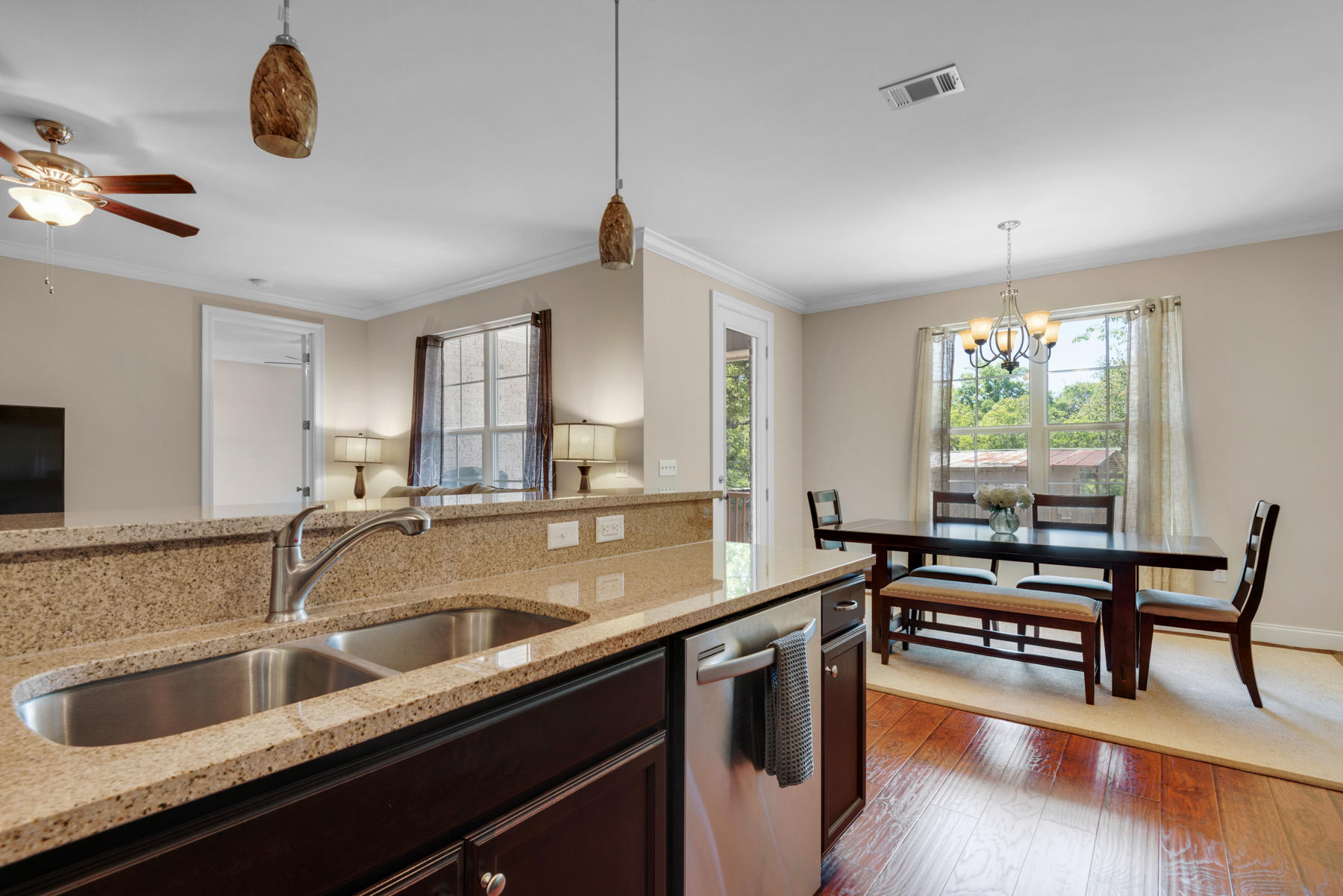 BAY BREEZE - Residential