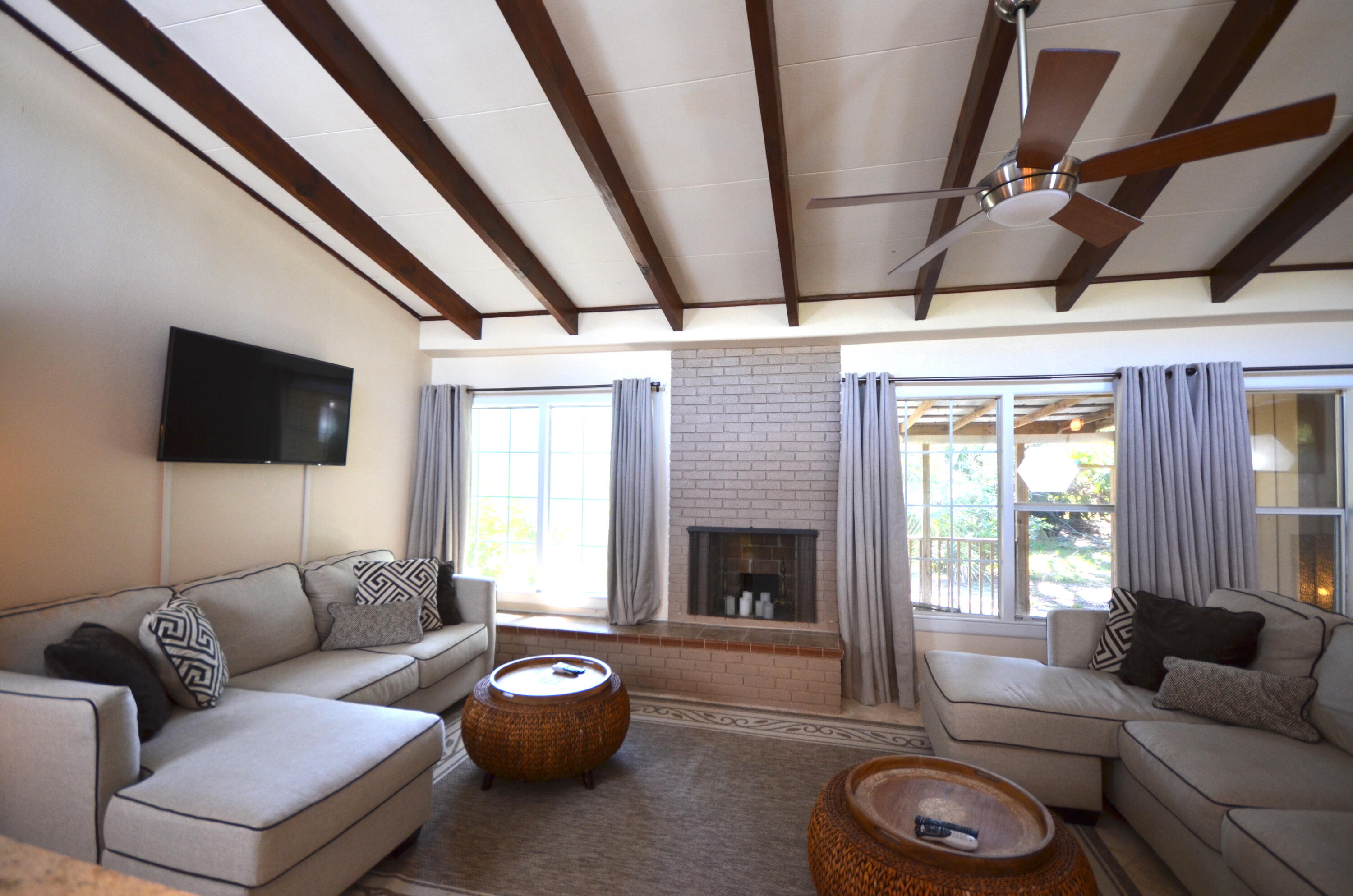 VILLA RUSS PARK - Residential