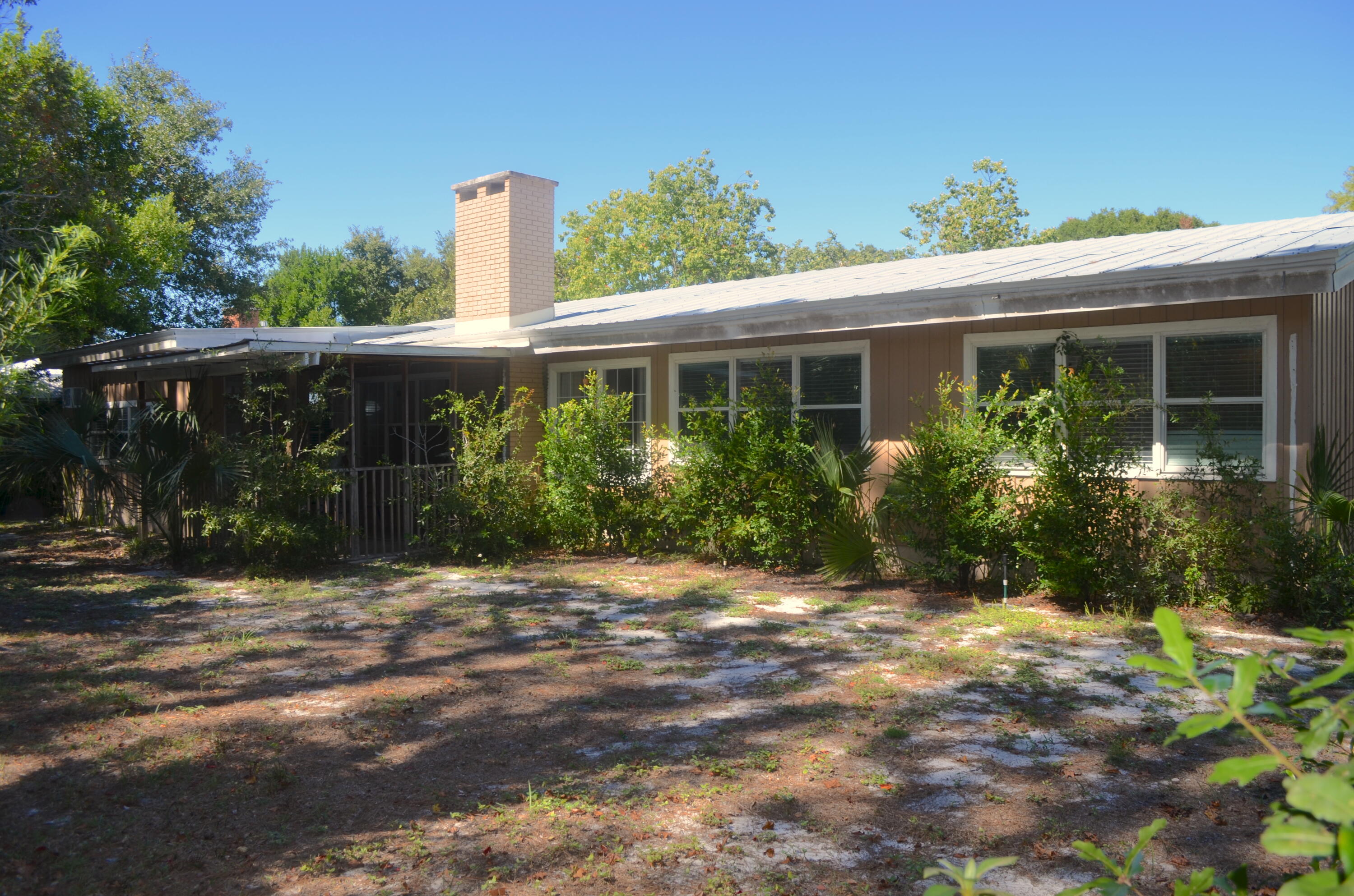 VILLA RUSS PARK - Residential