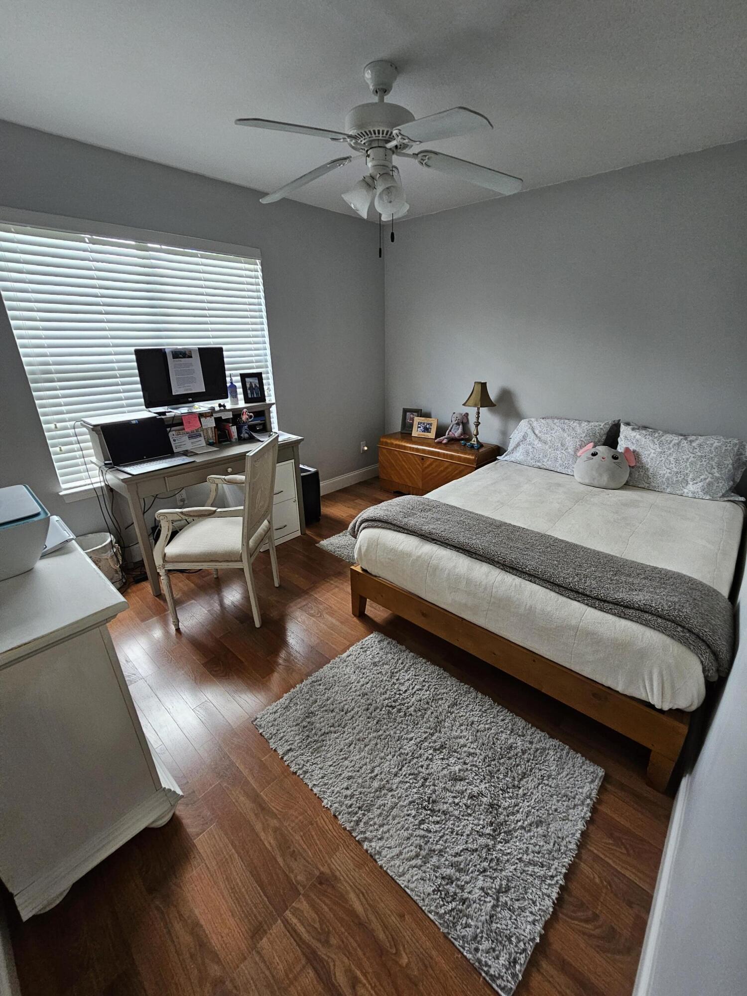 Parkwood Circle - Residential Lease