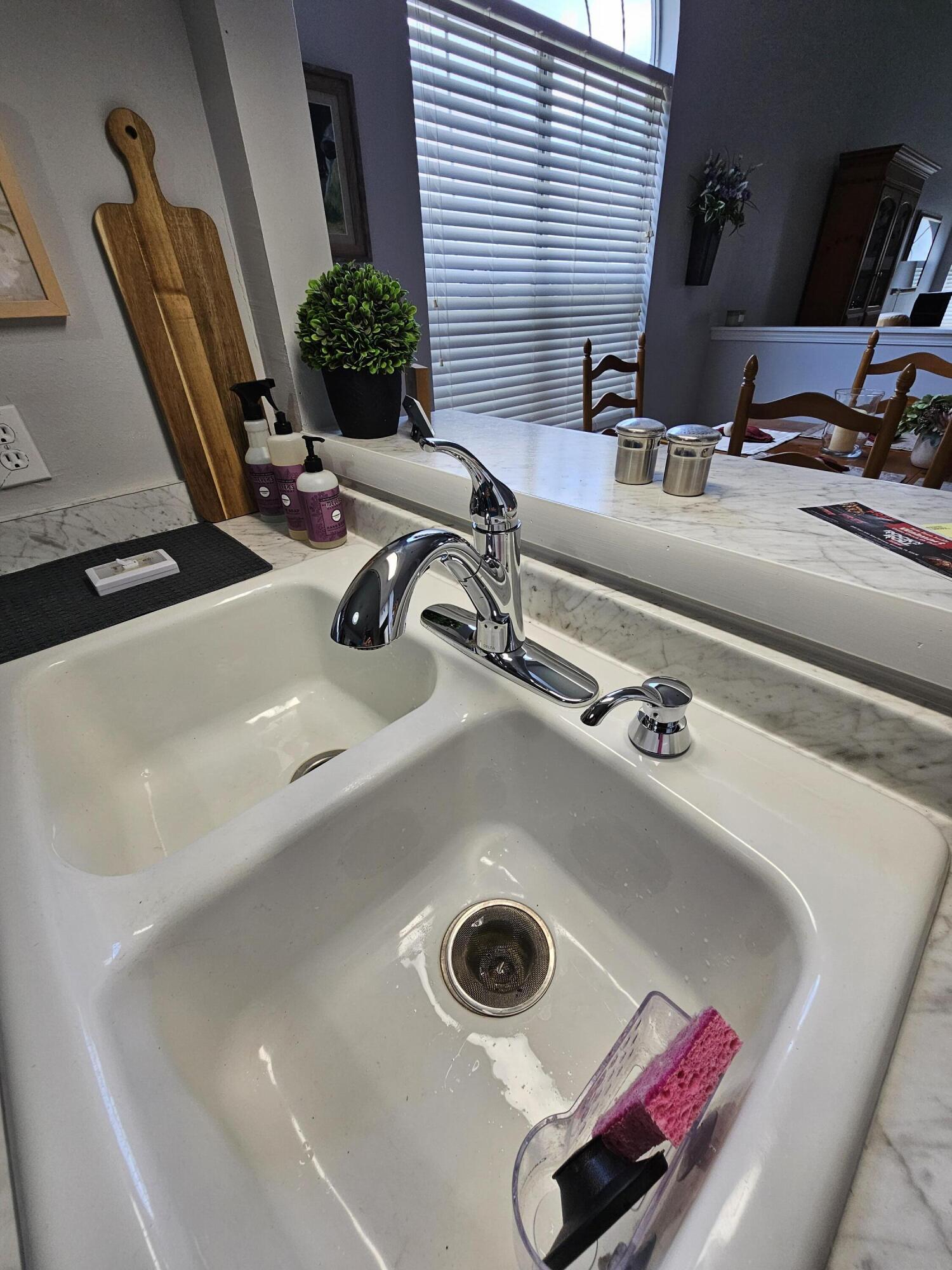 Parkwood Circle - Residential Lease