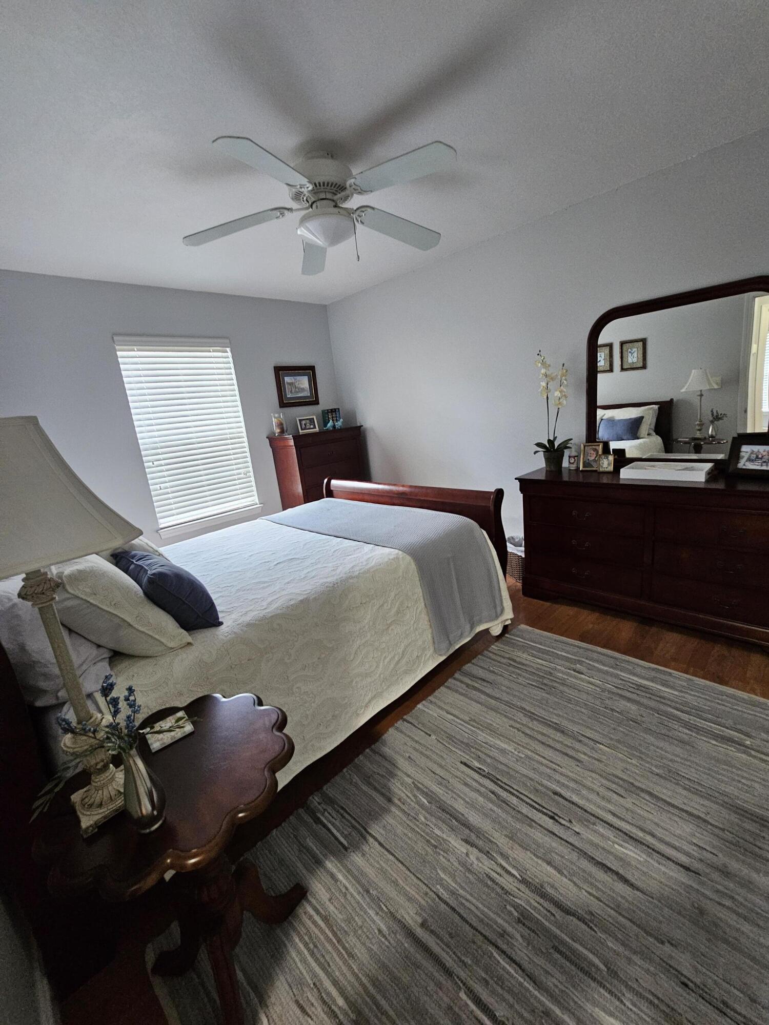 Parkwood Circle - Residential Lease