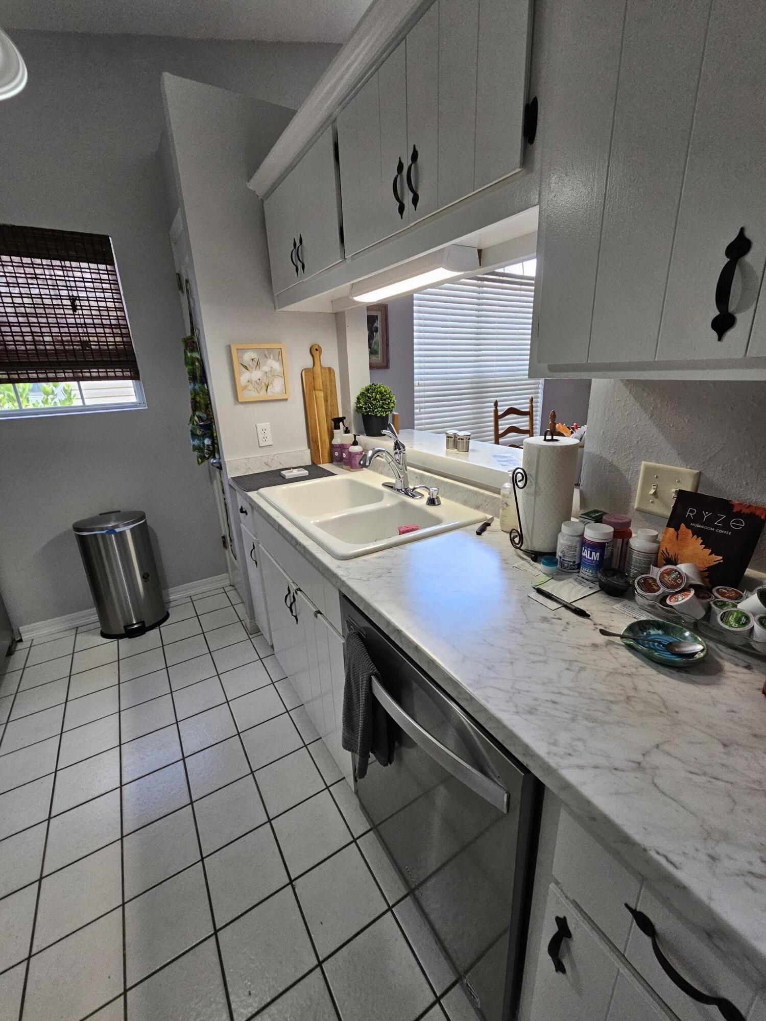 Parkwood Circle - Residential Lease