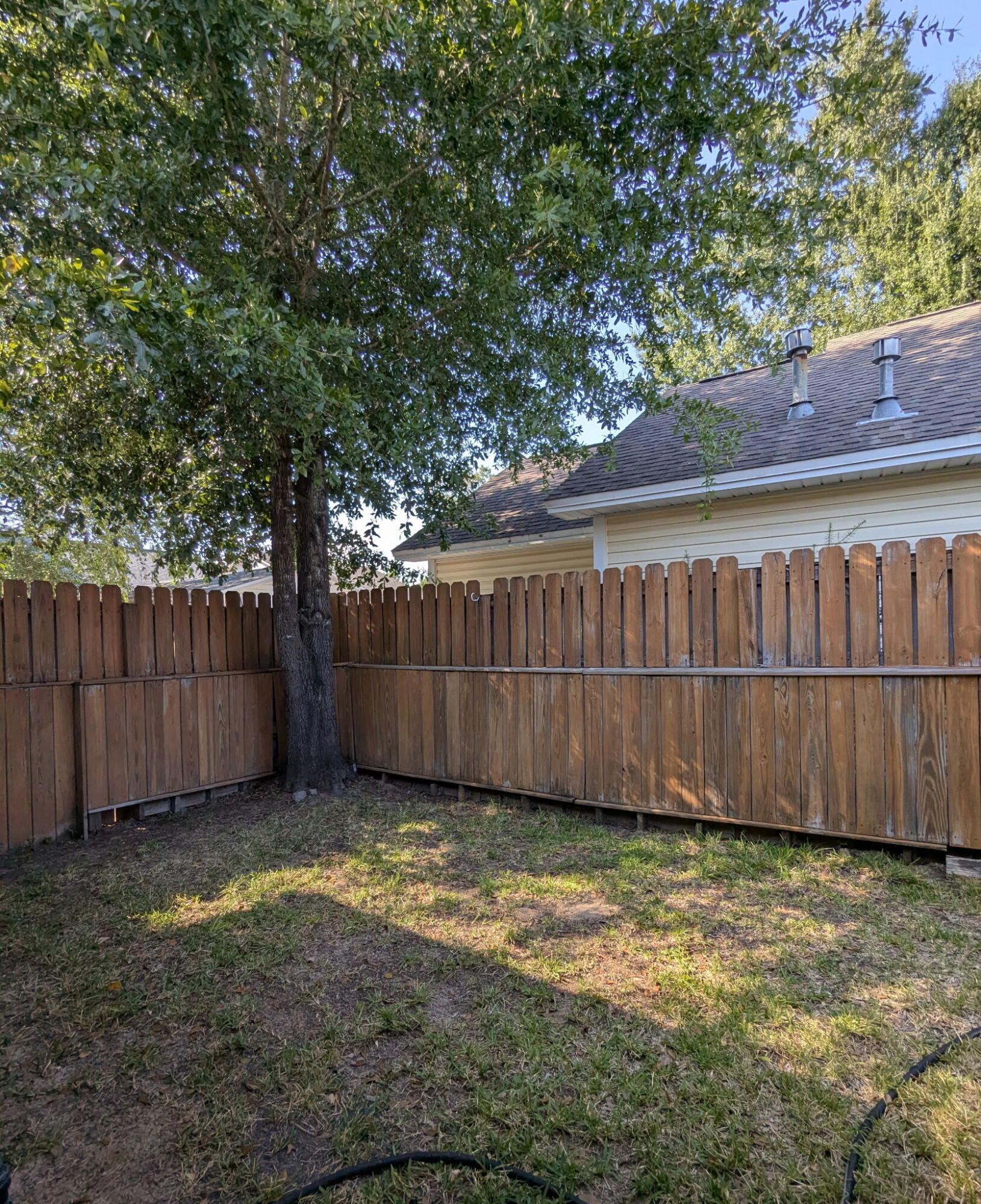 Parkwood Circle - Residential Lease