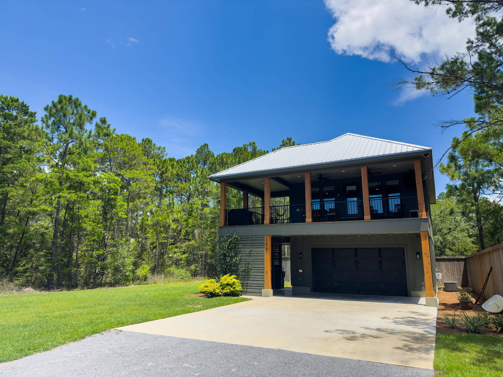 Daughettes 1st Addition - Residential